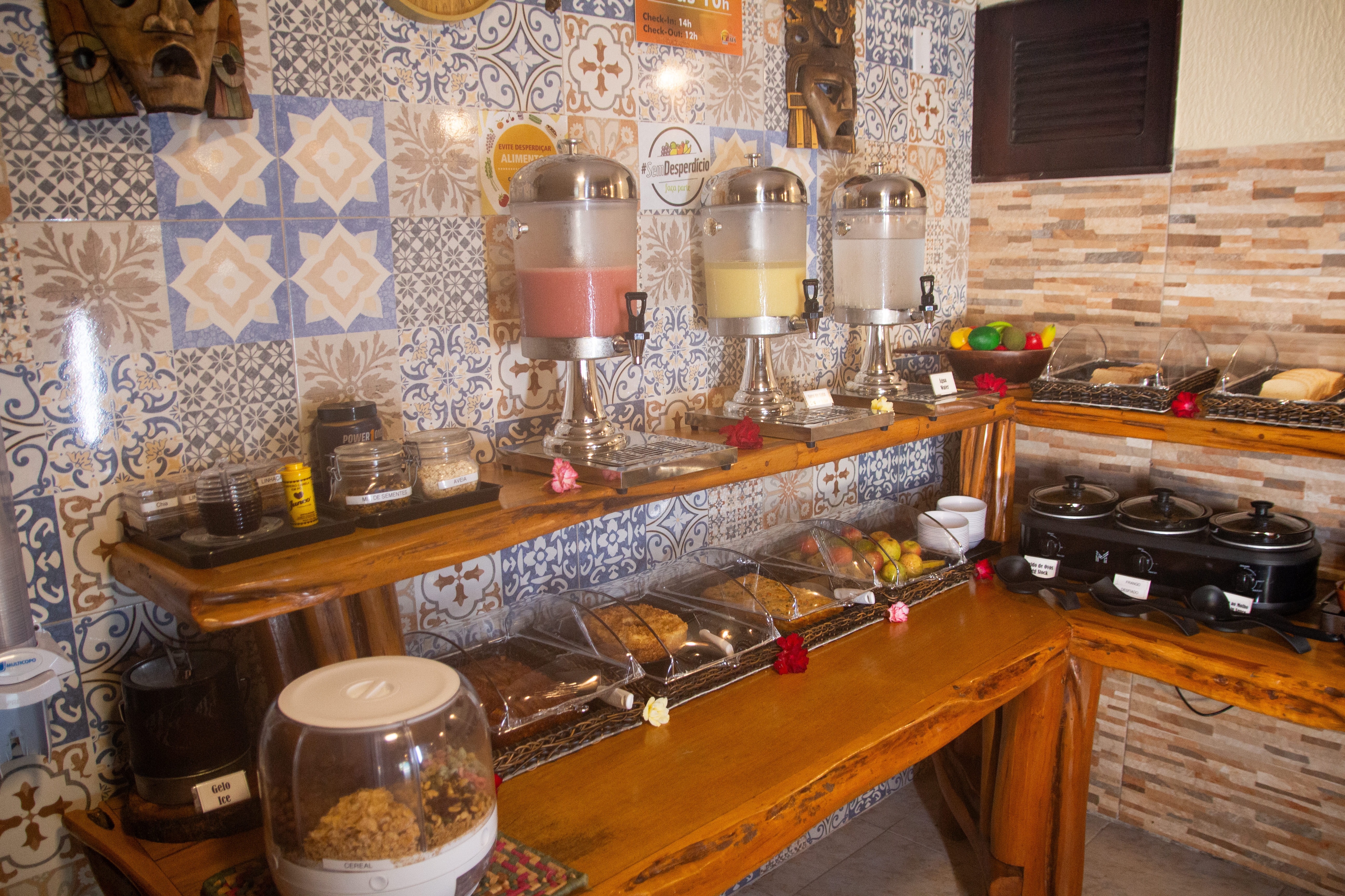 Buffet de café da manhã da Pousada Jagatá